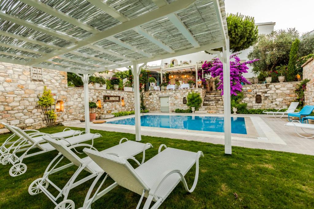 ایپکیول هتل Ipekyol Hotel