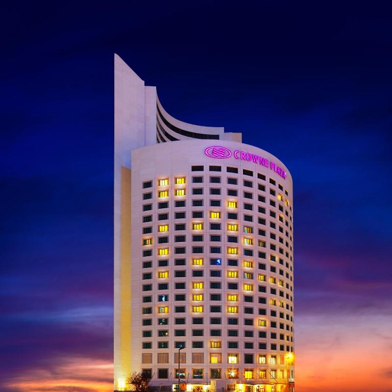 هتل Crowne Plaza Istanbul Oryapark, an IHG Hotel (Hotel) (Turkey) Deals