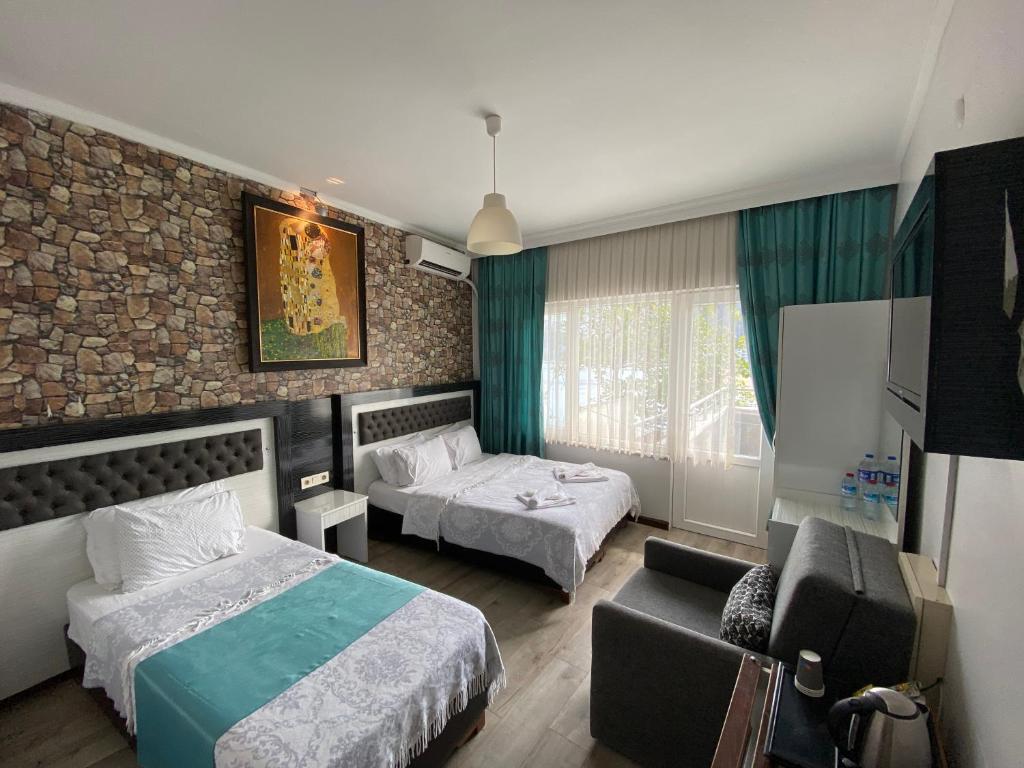 مارینا هتل Marina Hotel