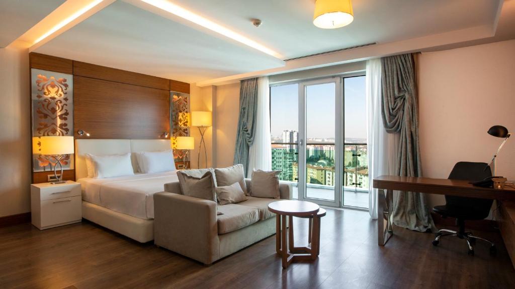 هتل Holiday Inn Ankara - Cukurambar, an IHG Hotel (Hotel) (Turkey) Deals