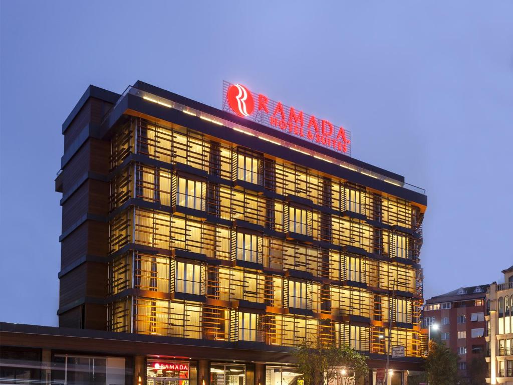 هتل Ramada Hotel & Suites by Wyndham Istanbul- Sisli (Hotel) (Turkey) Deals