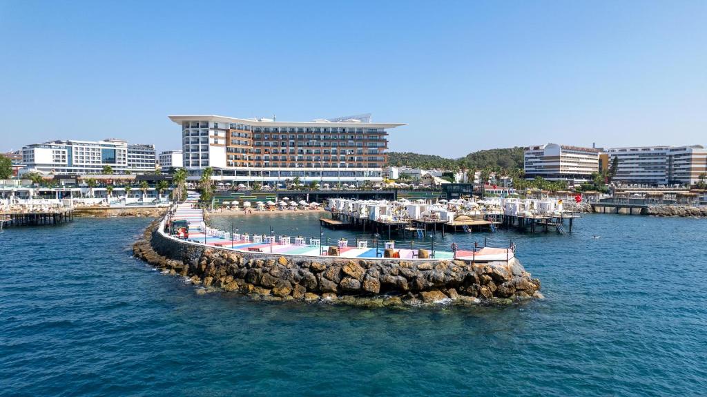 هتل Sirius Deluxe Hotel (Hotel), Alanya (Turkey) Deals