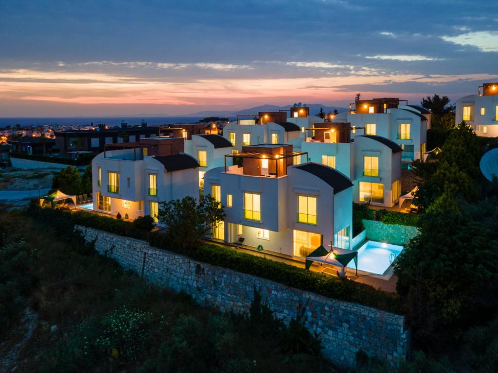 هتل آدا ویلاس Ada Villas