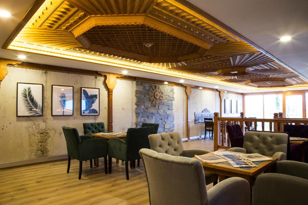 گرند هتل ازماخان اسپا اند ولنس - Grand Hotel Azmakhan Spa&Welness
