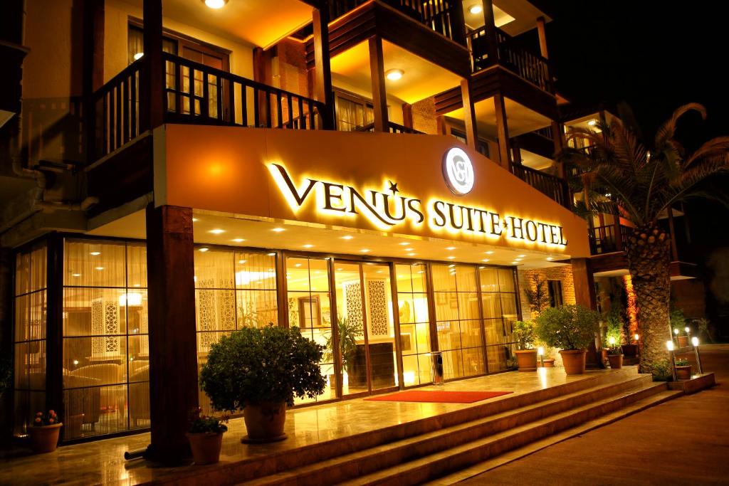 وینوس سوئیت هتل - Venus Suite Hotel
