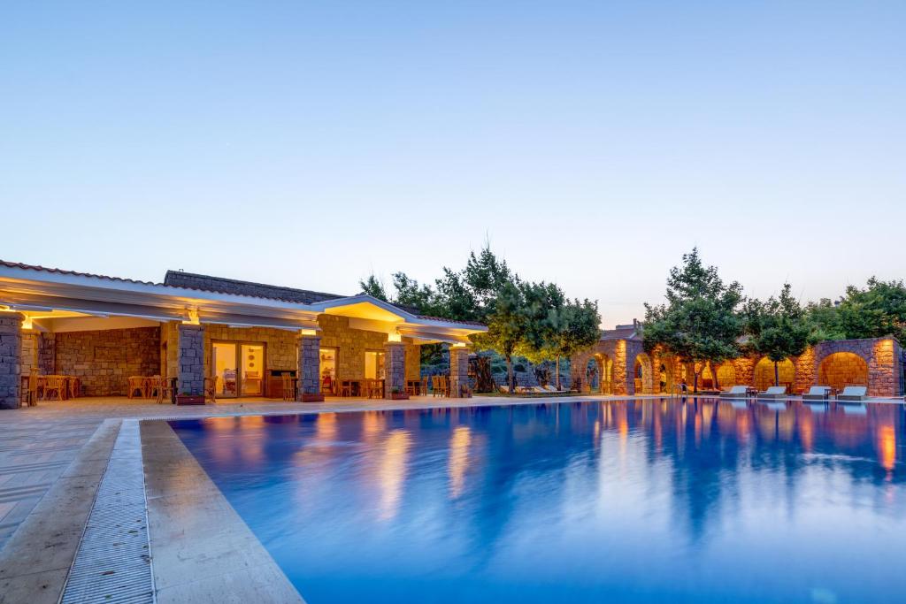 هتل Cinarli Kasri (Hotel), Gokceada Town (Turkey) Deals