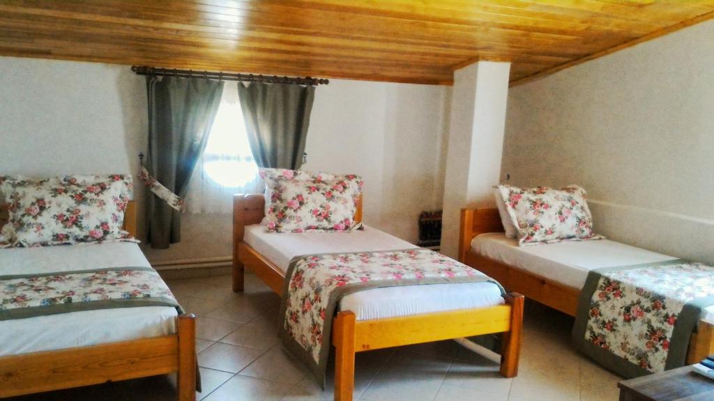 اودونلوک تاس کوناک هتل Odunluk Tas Konak Hotel