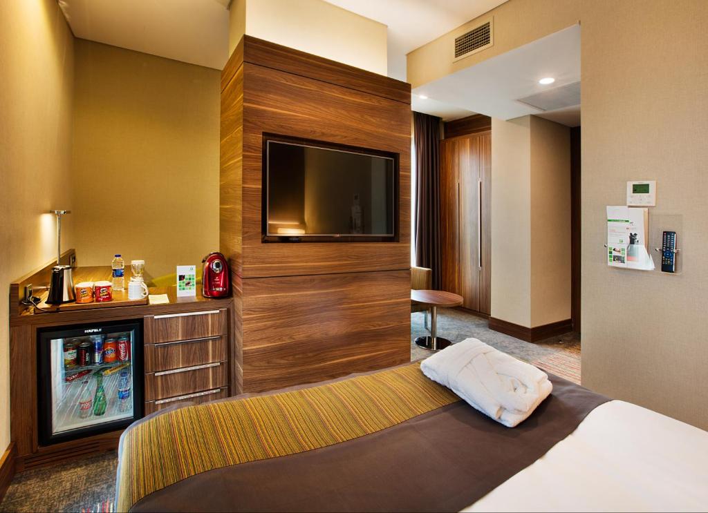 هتل Holiday Inn Istanbul - Kadikoy, an IHG Hotel (Hotel) (Turkey) Deals