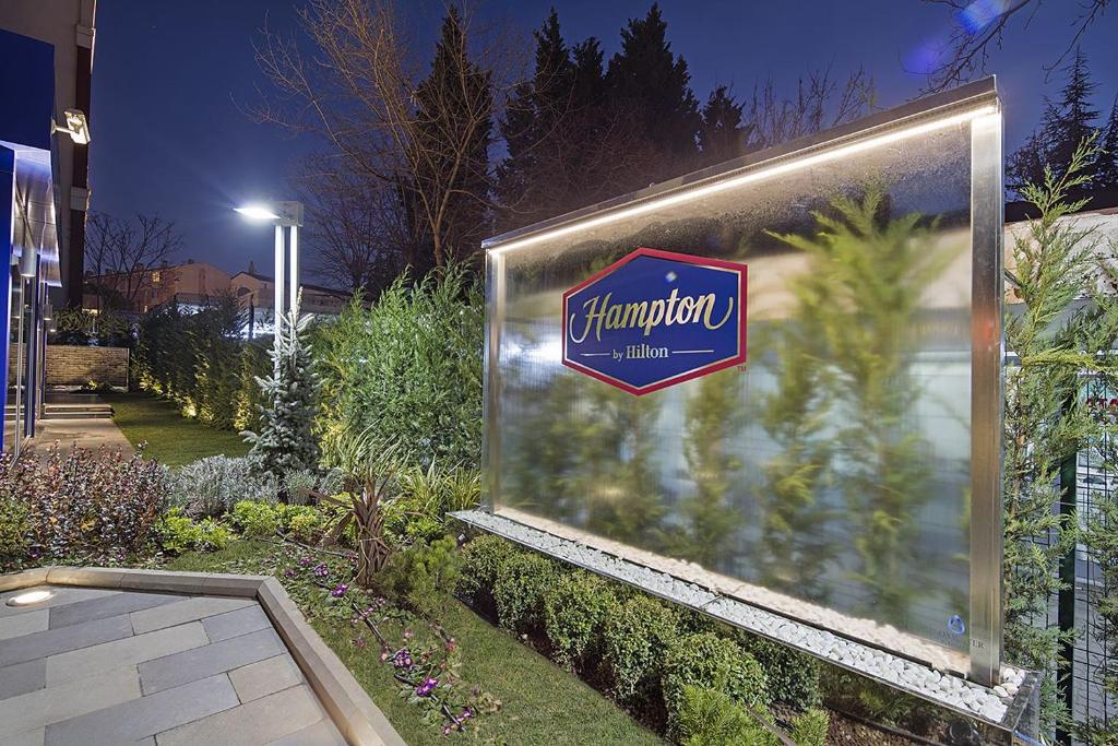 هتل Hampton by Hilton Istanbul Atakoy (Hotel) (Turkey) Deals