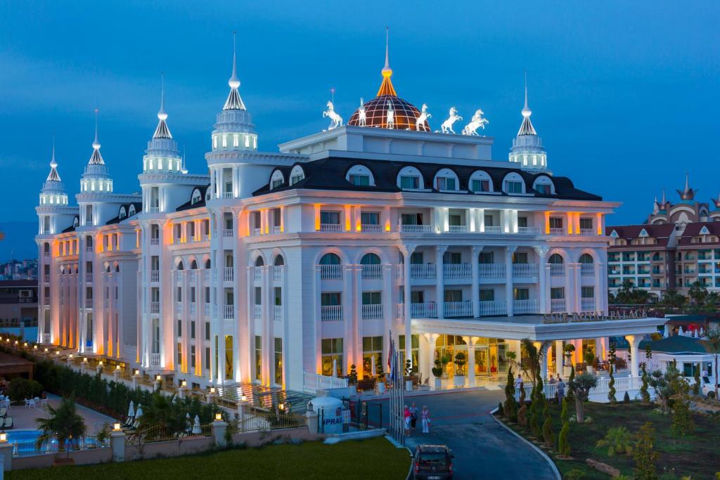 هتل ساید رویال پالاس Side Royal Palace