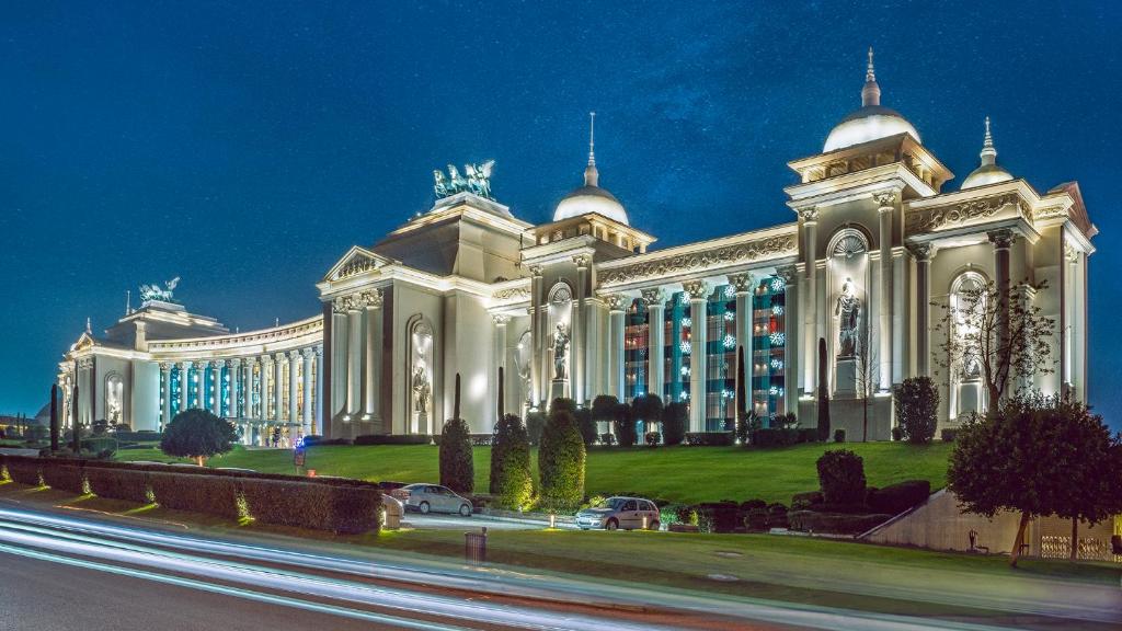 زلند آو لجندز کینگدوم هتل - آل-این کانسپت - The Land Of Legends Kingdom Hotel - All-in Concept
