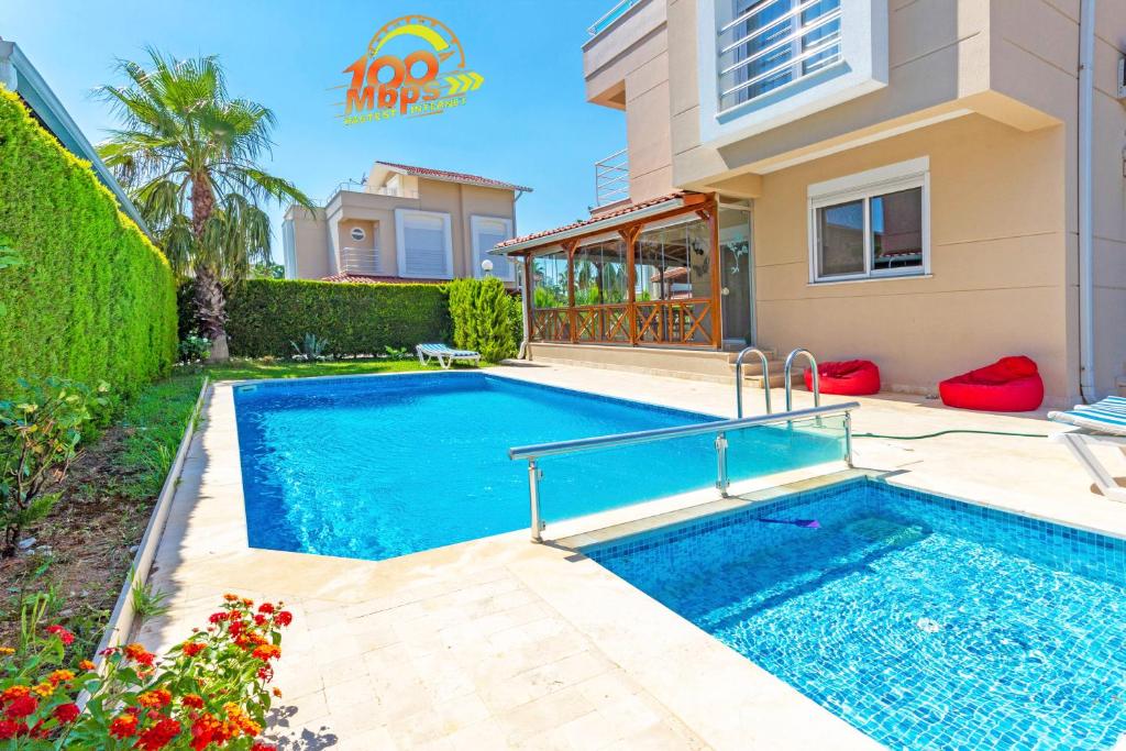 هتل پارادایس تاون ویلا مارینا ۱۰۰ ام بی پی اس فری وای فای Paradise Town Villa Marina 100 MBPS free wifi