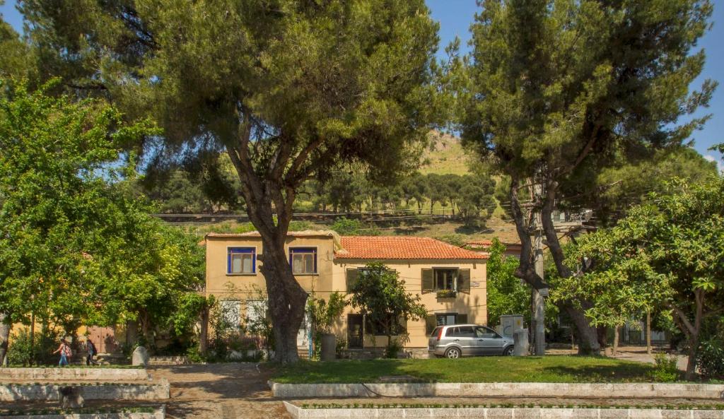 هتل الایّا - Elaia Hotel