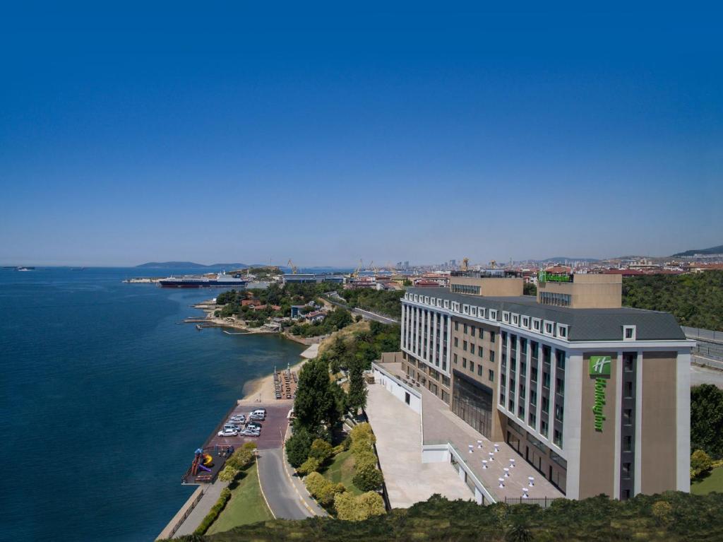 هتل Holiday Inn Istanbul - Tuzla Bay, an IHG Hotel (Hotel) (Turkey) Deals