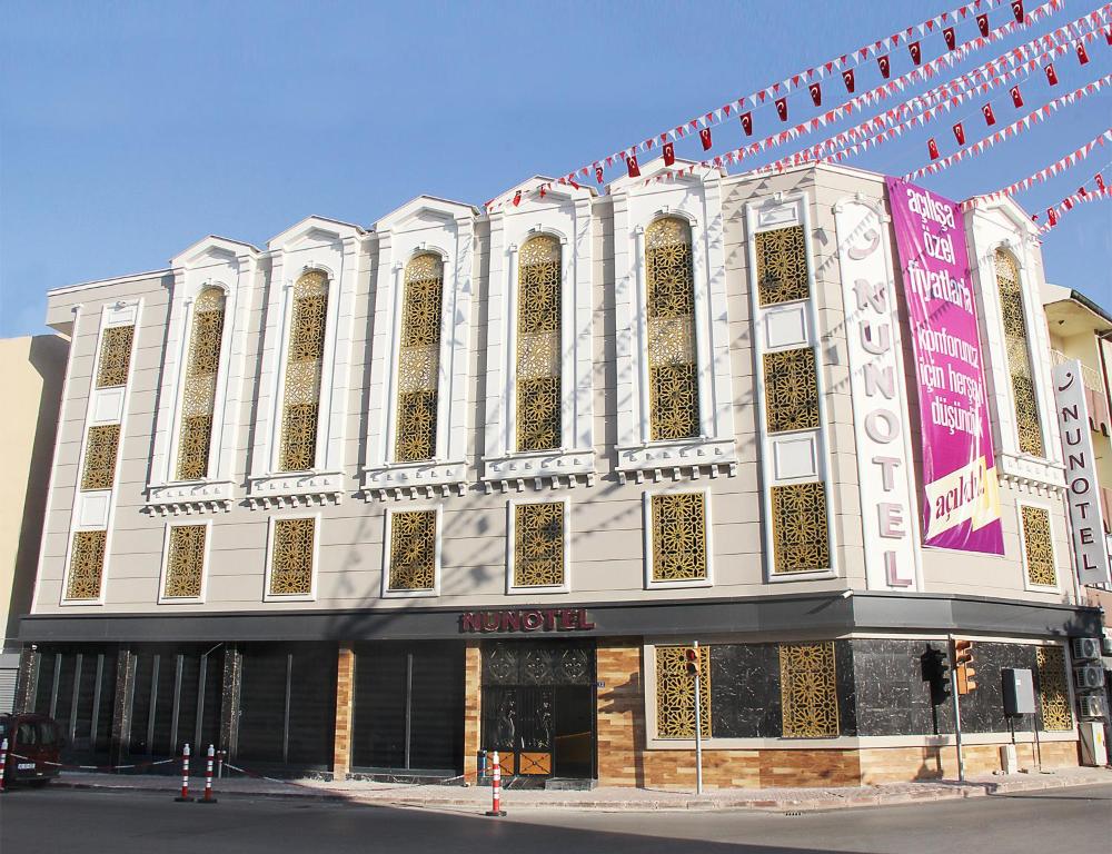 نان هتل - Nun Hotel