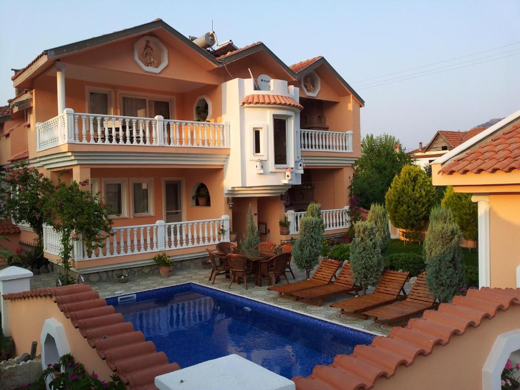 هتل دالیان پالس - Dalyan Palace