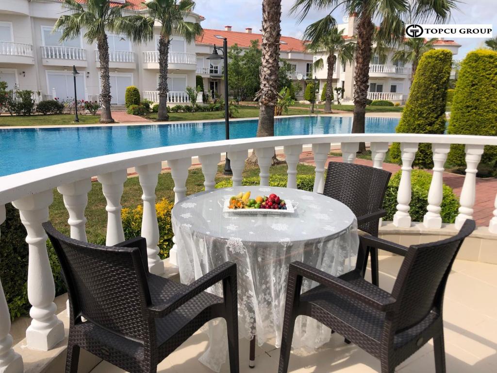 هتل بِلِک گُلْف ویلِج - ویلا وید شِرد پُول Belek Golf Village - Villa with shared pool