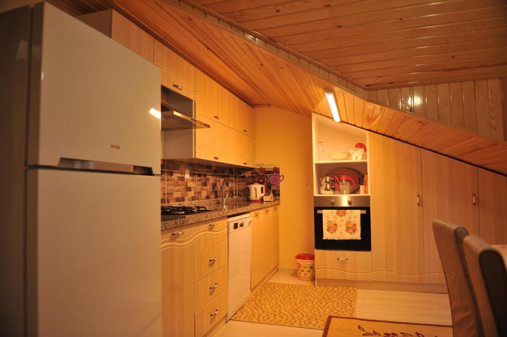 Uzungöl Özbek Apart ve Kafe