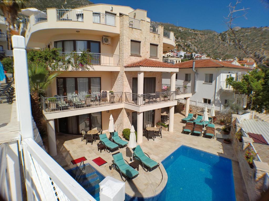 هتل ترافل ریزیدنسز Truffle Residences