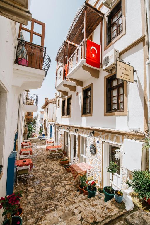 هتل اولد کلاکامه کی پانسیون Old Kalamaki Pansiyon