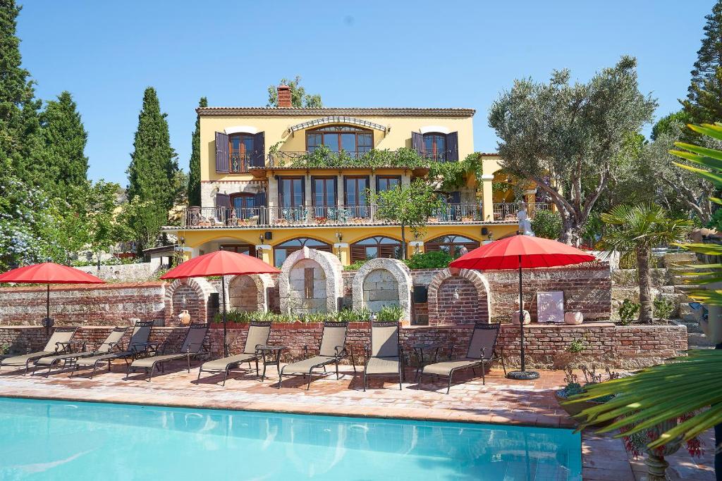 ویلا تاراچا آلاçاتی رمانتیک هتل - Villa Taraça Alaçatı Romantik Otel