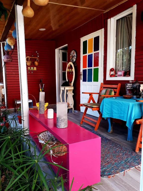 هتل ساید توانا گاردن هوم Side Tuana Garden Home