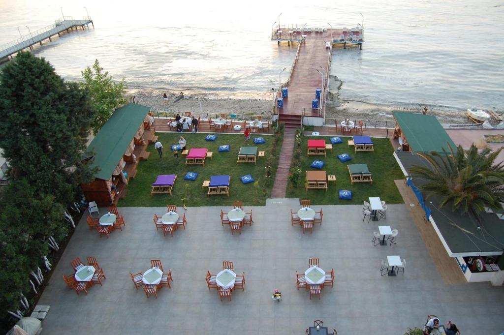 گرند کورو هتل بیچ - Grand Koru Hotel Beach