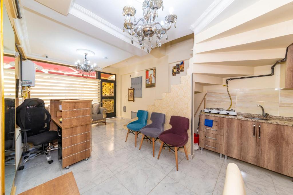 کومکاپی رمانوس هتل - KUMKAPI ROMANOS HOTEL