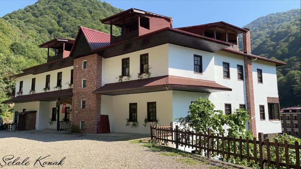 هتل Şelale Konak Çavuş'un Yeri (Hotel), Rize (Turkey) Deals