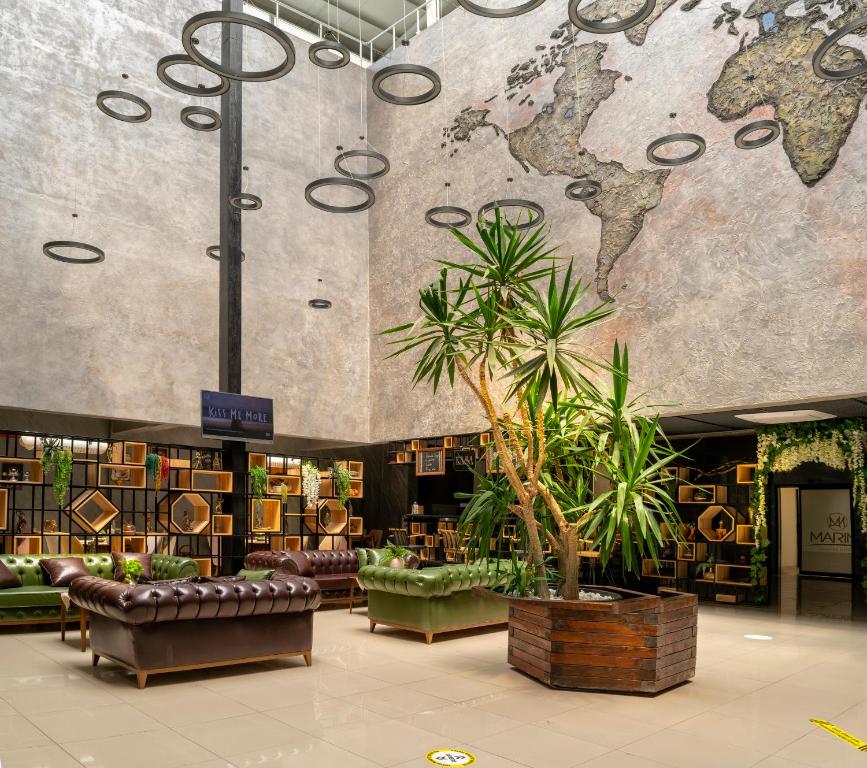 مارین دلاکس هتل - MARINN DELUXE HOTEL