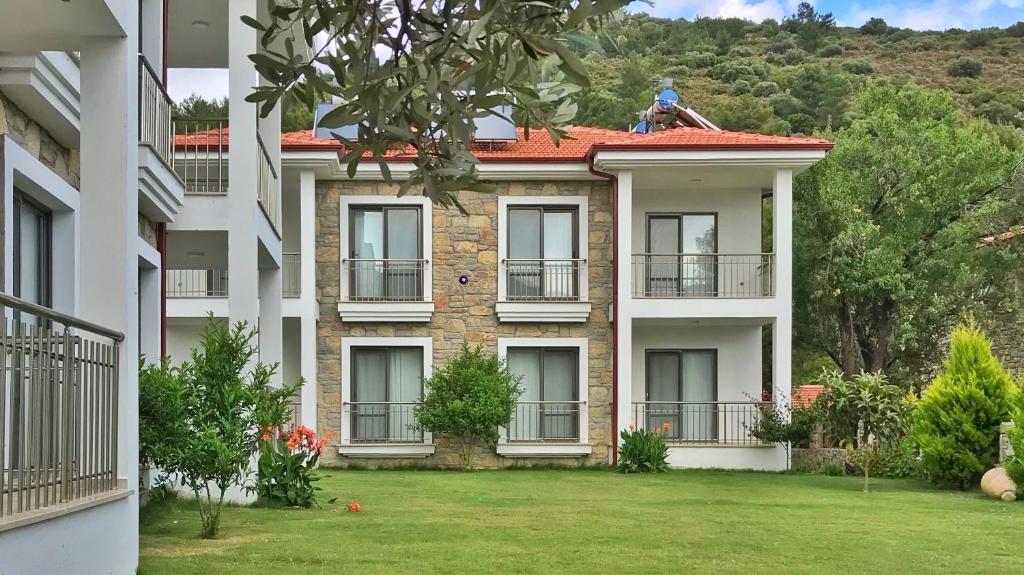 اولیوا کاسا آپارت هتل Oliva Casa Apart Hotel