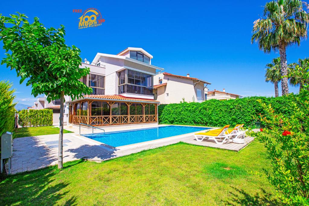 هتل پارا دایس تاون ویلا استلا ۱۰۰ ام بی پی اس فری وای فای Paradise Town Villa Estella 100 MBPS free wifi