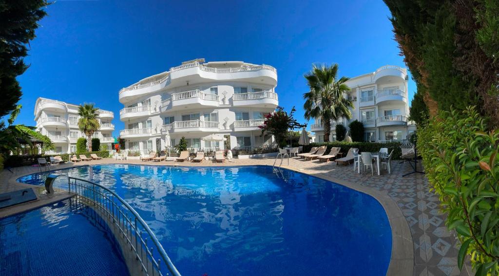 هتل بلکا گولف ریزیدنس دلاکس اپت پولساید بلیک - BELKA GOLF RESİDENCE Deluxe apt Poolside BELEK