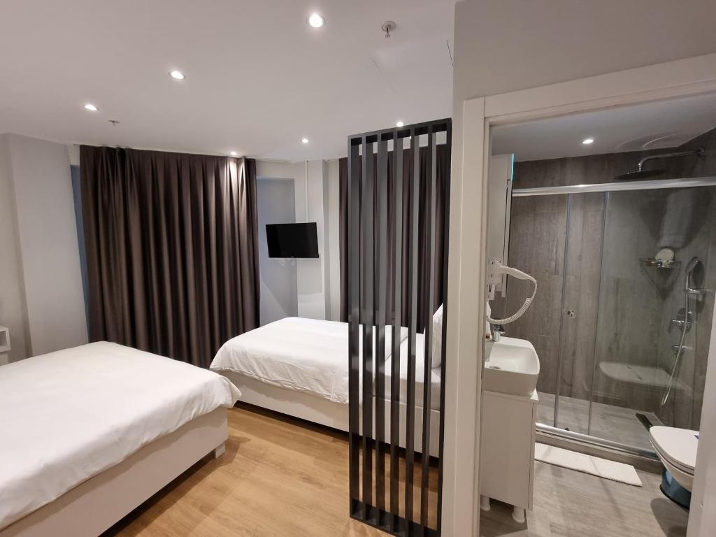 ۱۰ مترمربع هتل 10m2 Hotel