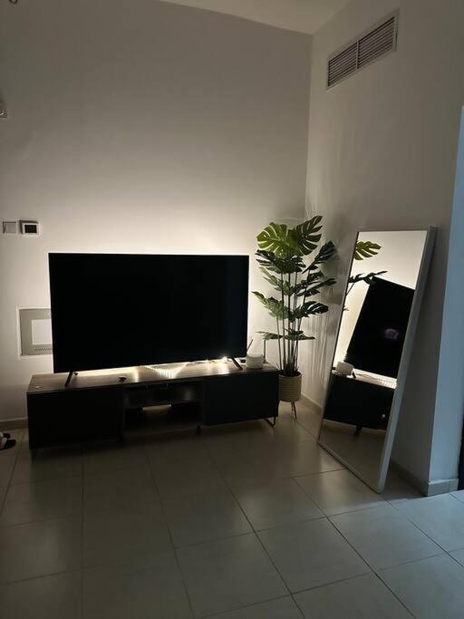 هتل جولی جورف 1بد نیئر اجمان یونی Julie Jurf 1bd near Ajman Uni