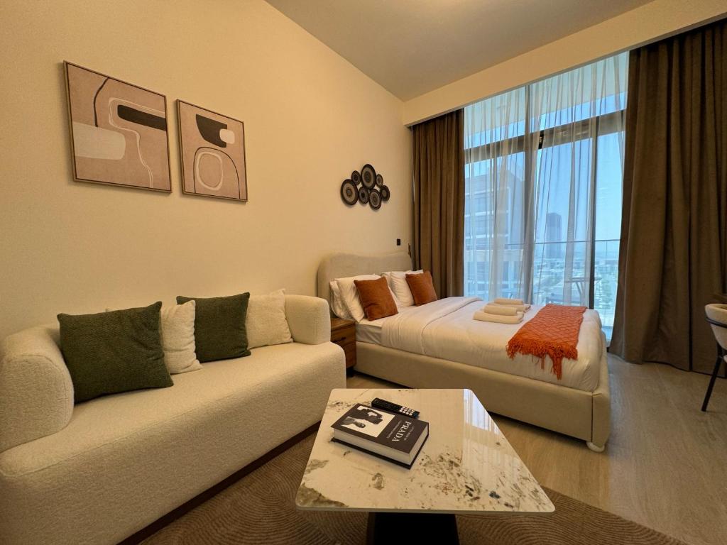 هتل ASHRI HH, studio in Riviera (Apartment), Dubai (UAE) Deals