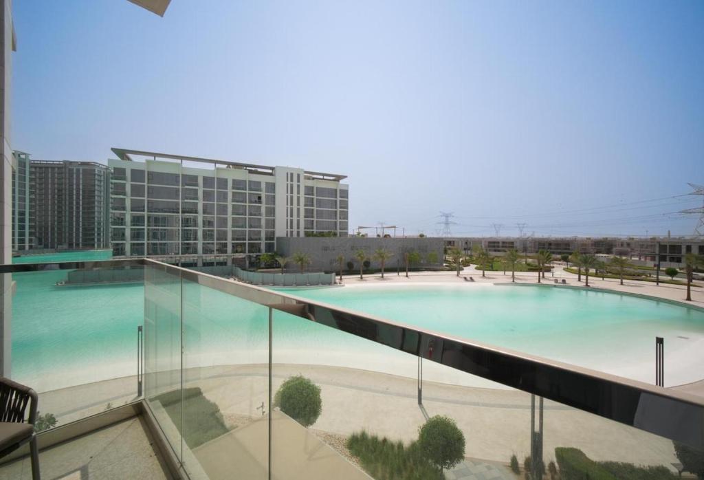 هتل Luxury Dubai Apartment - Lagoon & Burj Khalifa views (Apartment) (UAE) Deals