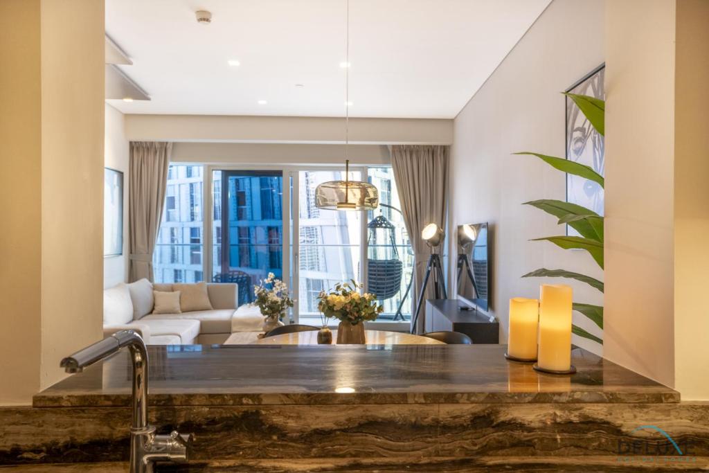 Charming 1BR in Damac Heights, Dubai Marina by Deluxe Holiday Homes