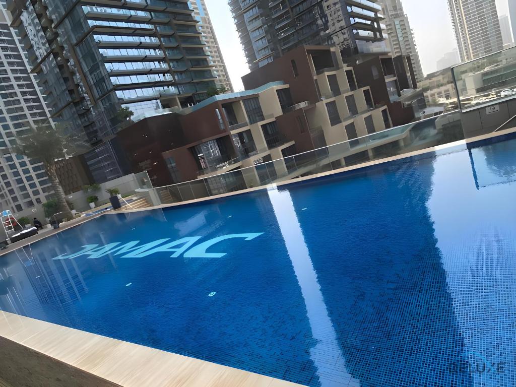 Charming 1BR in Damac Heights, Dubai Marina by Deluxe Holiday Homes