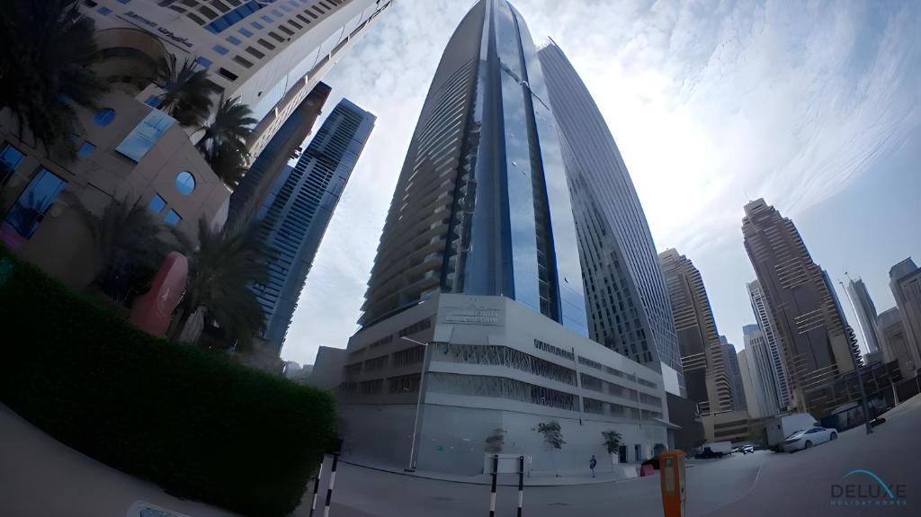 Charming 1BR in Damac Heights, Dubai Marina by Deluxe Holiday Homes