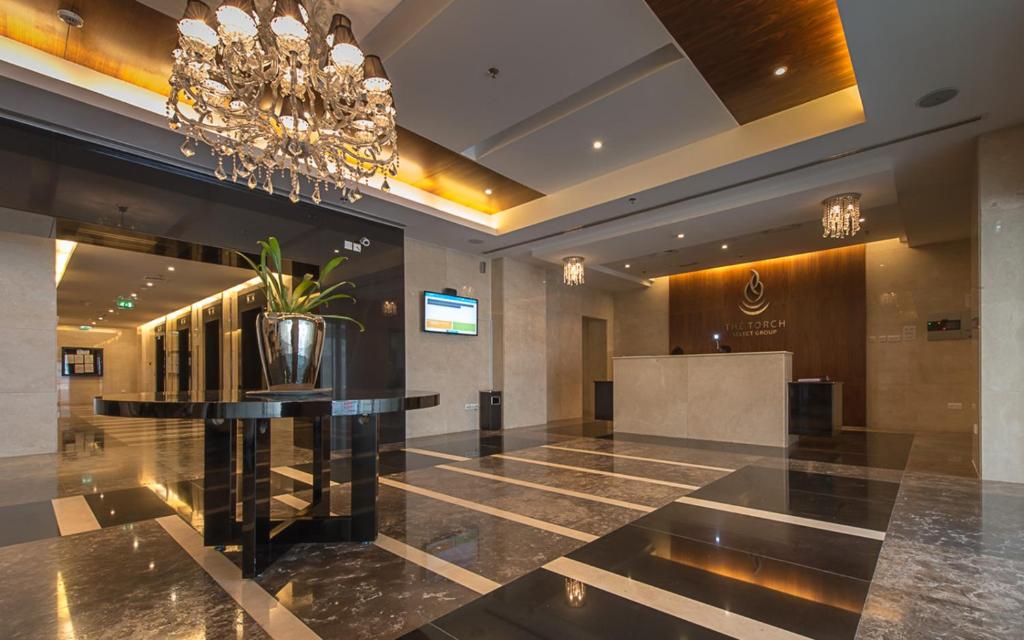 Partial Sea View 2BR in Dubai Marina