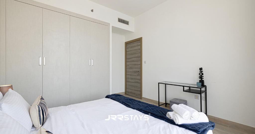 Bloom Tower B Cozy 1 Bedroom Sleeps 4 - JRR Stays