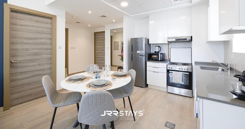 Bloom Tower B Cozy 1 Bedroom Sleeps 4 - JRR Stays