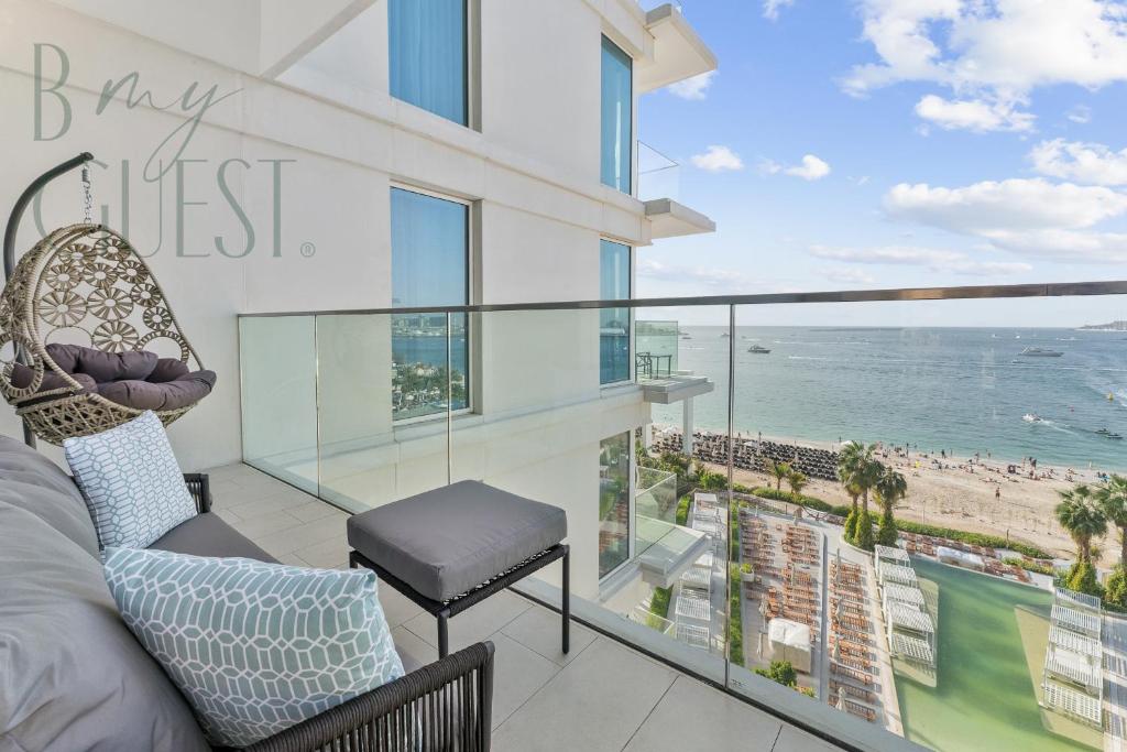 Unwind in style in La Vie 2BR with Beach Access