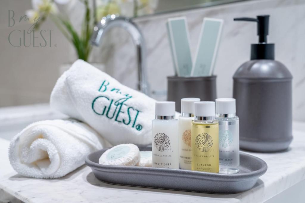 Unwind in style in La Vie 2BR with Beach Access