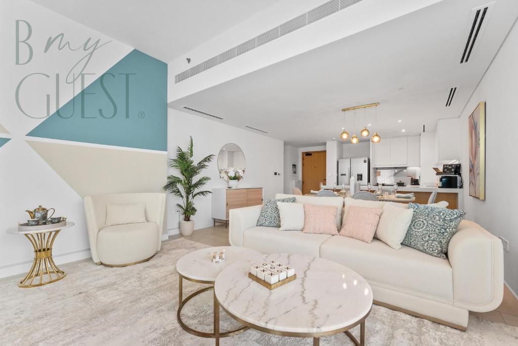 Unwind in style in La Vie 2BR with Beach Access