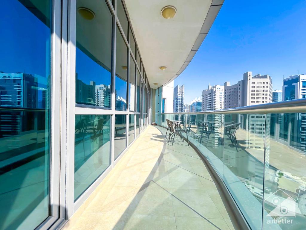 Luxury stay at Madison 2Bedroom Balcony