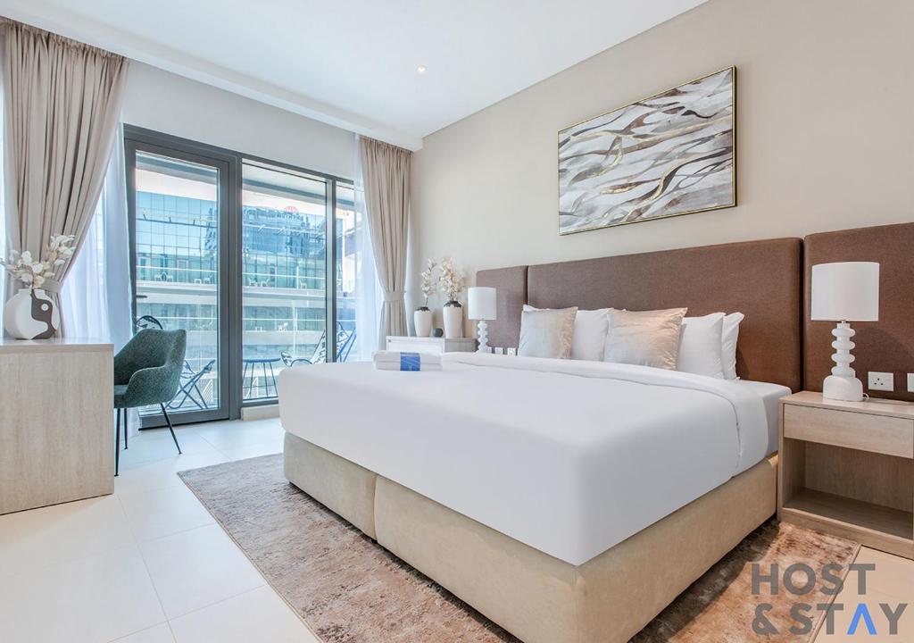Luxurious 1BR Palm Seven, Palm Jumeirah