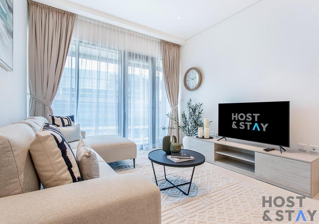 Luxurious 1BR Palm Seven, Palm Jumeirah