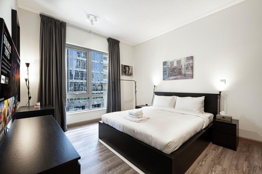 Lux 1BR,5 Min to Burj Khalifa In heart of Downtown - South Ridge Tower